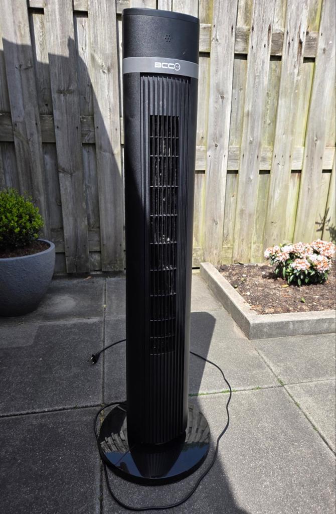 Zuilventilator, toren ventilator, Ophalen, Zo goed als nieuw, Statiefventilator