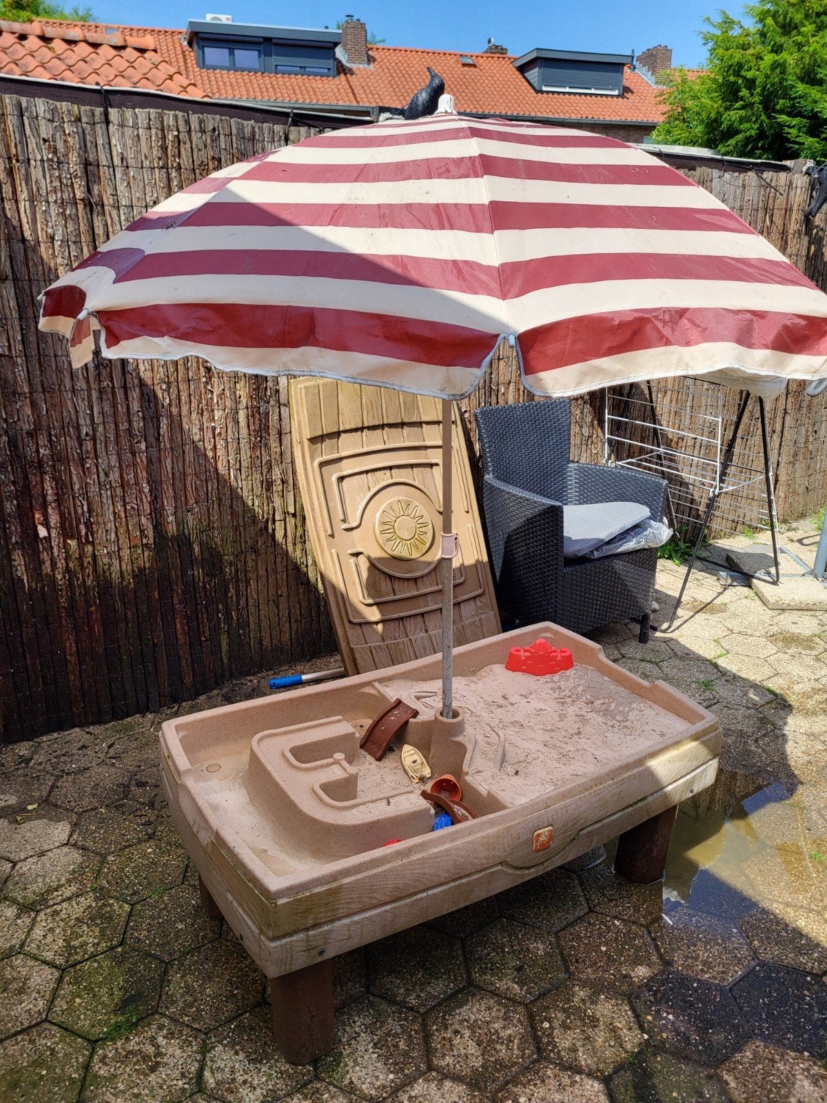 Step2 Zand- en Watertafel met Parasol, Ophalen, Gebruikt
