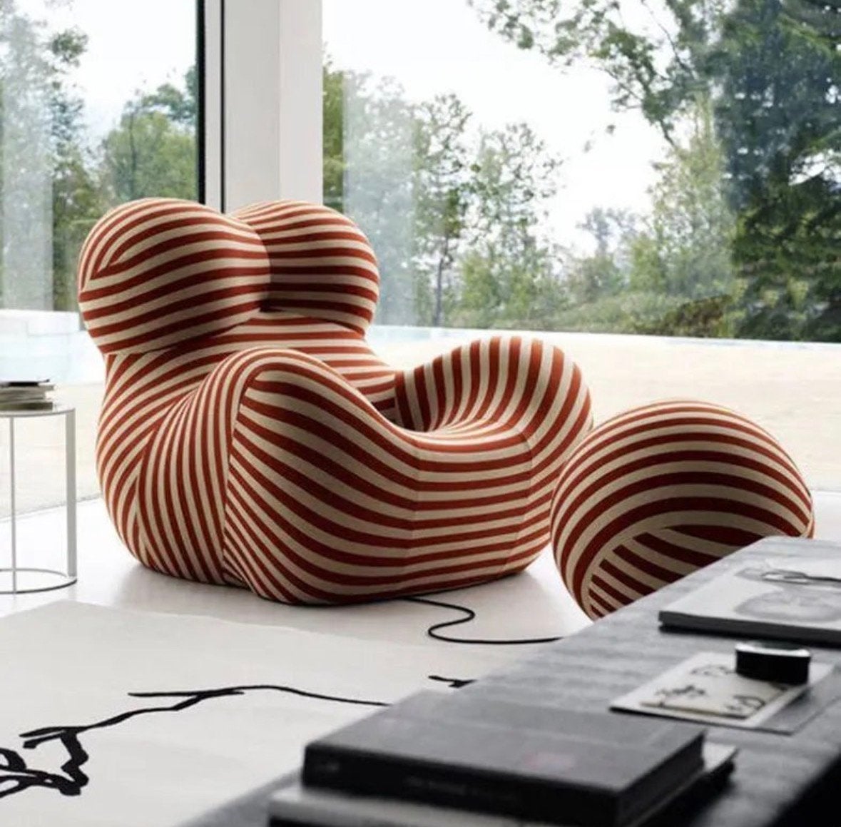 B&B Italia (mama) Up lounge chair + pouf red/beige LP 5600,-, Huis en Inrichting, Banken | Voetenbanken en Poefen, Nieuw, 100 tot 125 cm