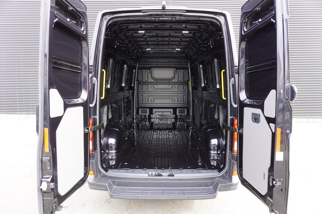 Volkswagen Crafter 177pk Automaat L4H3/L3H2 Camera Apple Car, Auto's, Stof, Gebruikt, Zwart, 4 cilinders
