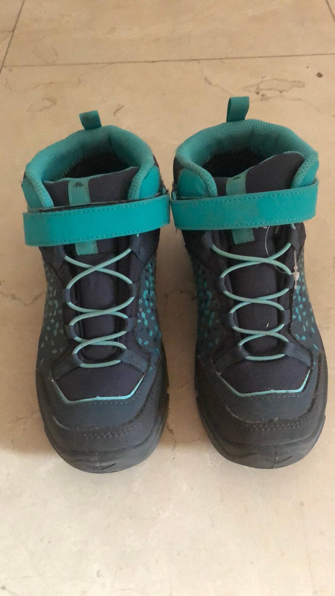 Wandelschoenen Quecha maat 34, Ophalen of Verzenden, Zo goed als nieuw, Jongen of Meisje, Schoenen