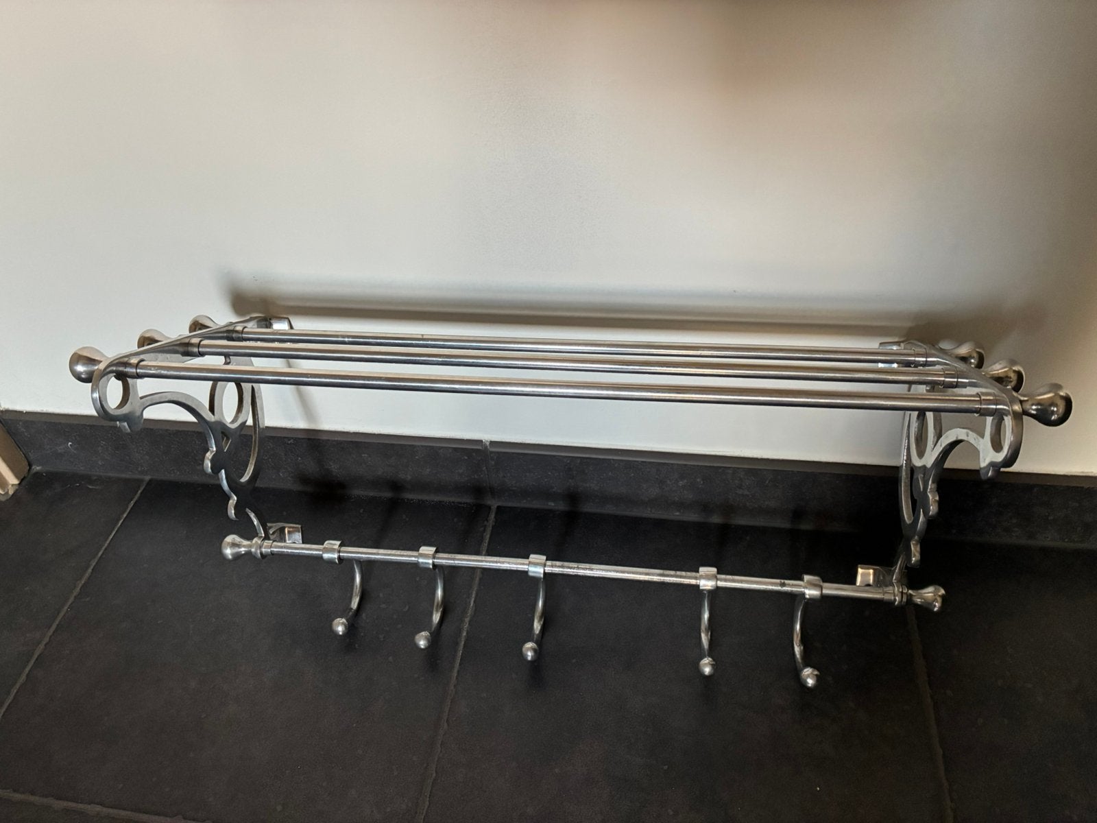 Wandkapstok chroom, Gebruikt, Minder dan 100 cm, Metaal, Ophalen