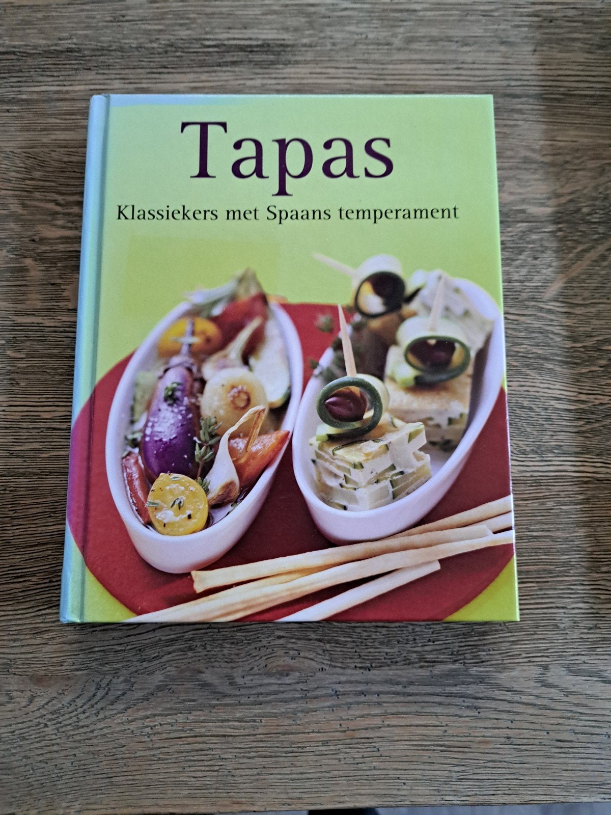 Tapas: Klassiekers met Spaans temperament kookboek, Onbekend, Spanje, Tapas, Hapjes en Dim Sum, Ophalen of Verzenden