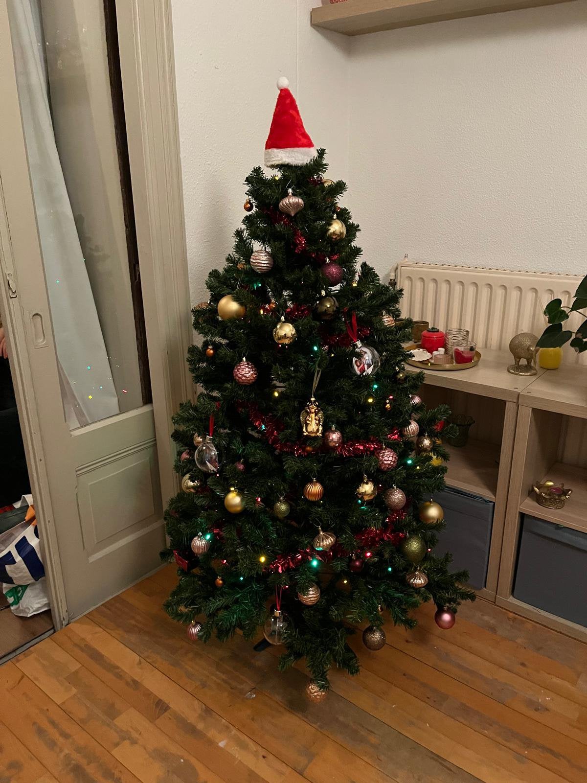 Kunstkerstboom, Ophalen, Gebruikt