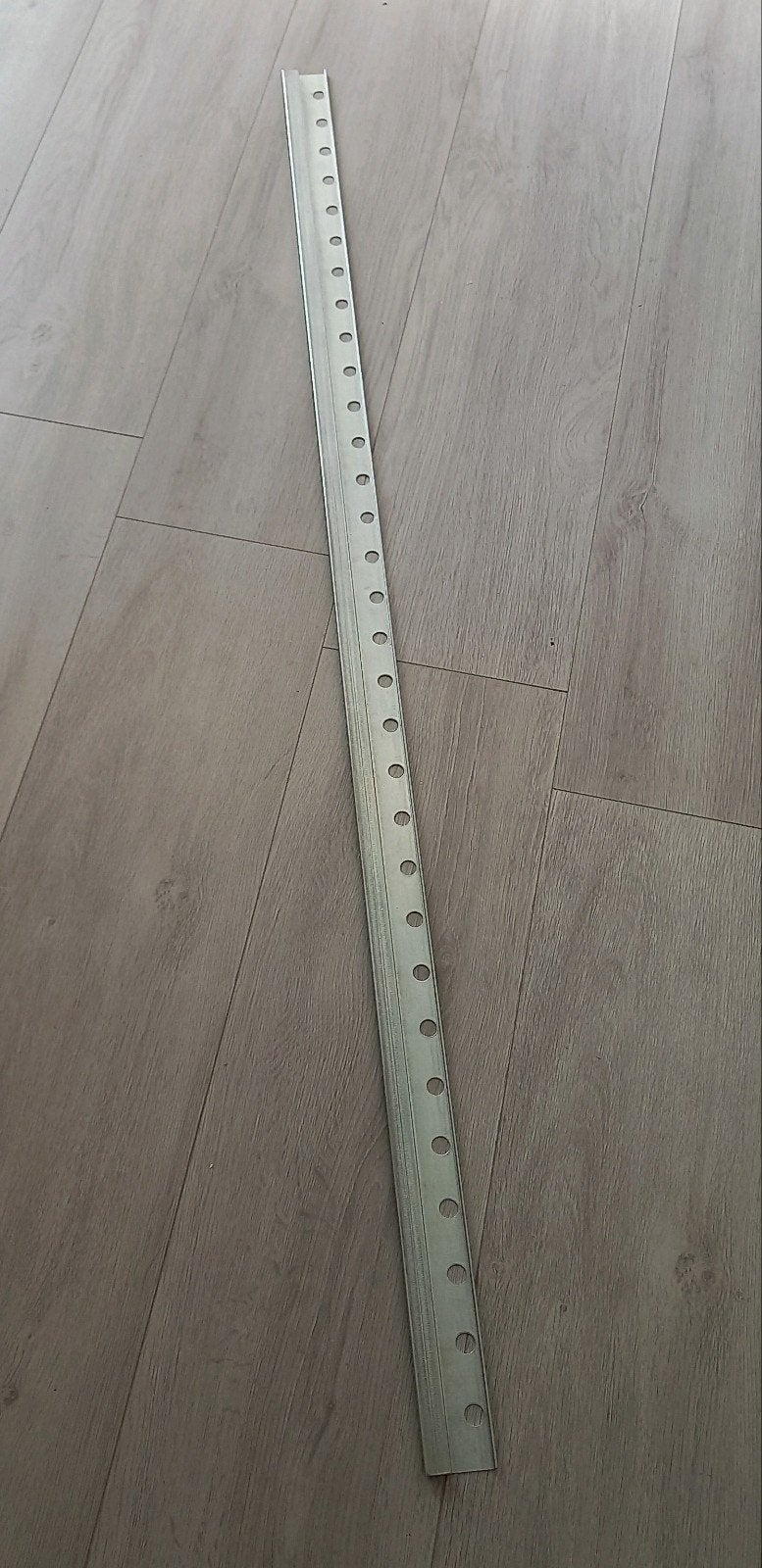 METOD ophangrail 160 cm, Ophalen, 150 tot 200 cm, Zo goed als nieuw, Minder dan 25 cm