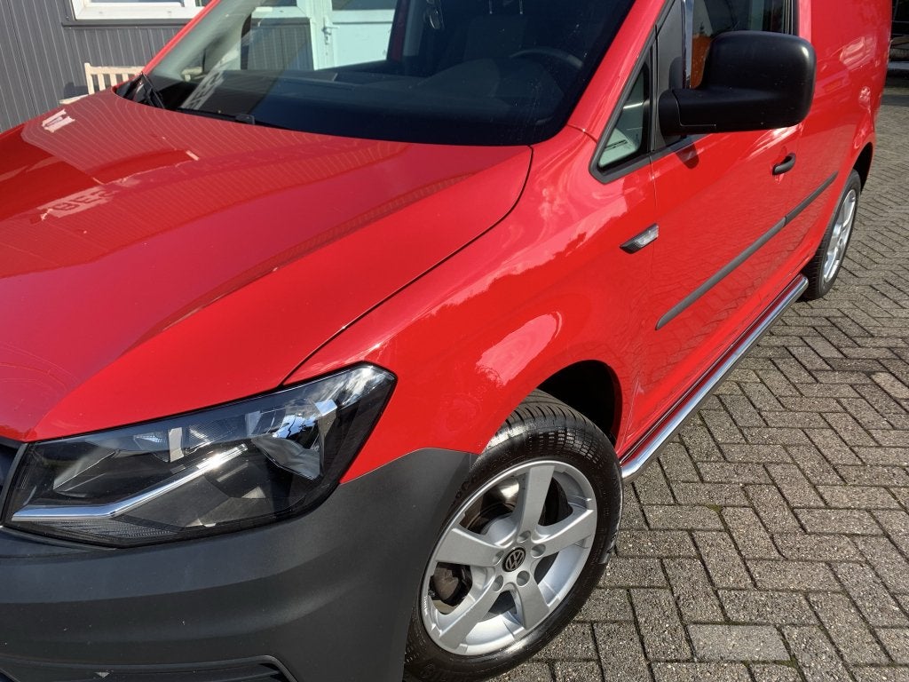 VW Caddy Sidebars met rvs trede