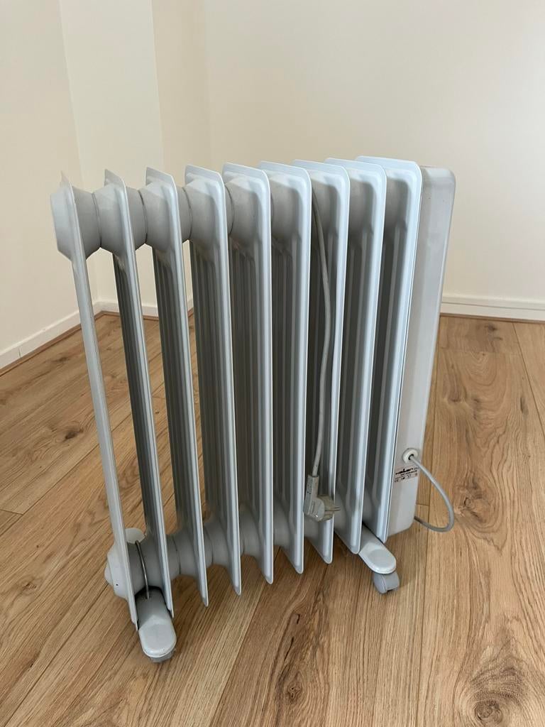 Electrische mobiele radiator 2000W, Ophalen, 30 tot 80 cm, Gebruikt, Radiator