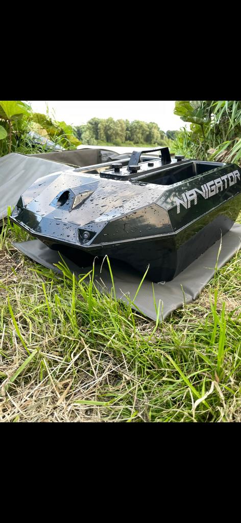 Navigator voerboot, Watersport en Boten, Hengelsport | Karpervissen, Ophalen of Verzenden, Zo goed als nieuw, Overige typen