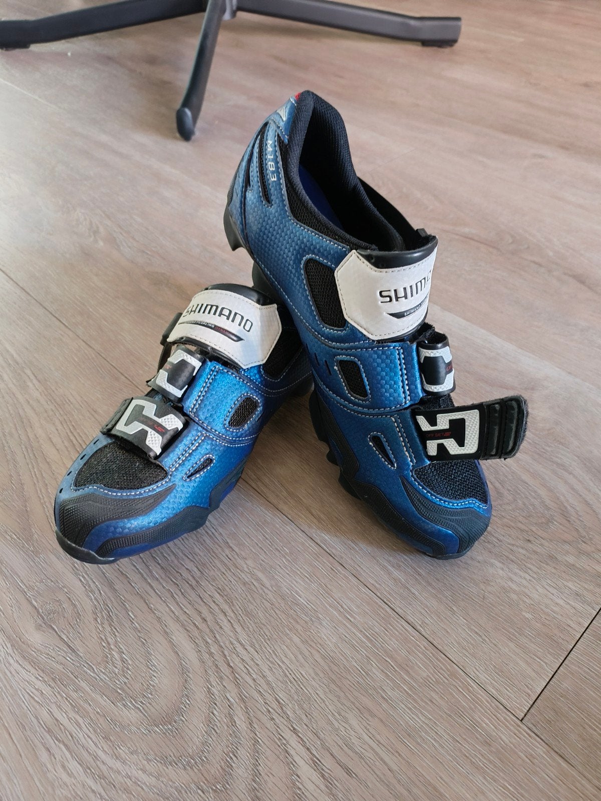 Shimano fietsschoenen maat 43 met overschoenen, Fietsen en Brommers, Gebruikt, Heren, Schoenen, Overige maten