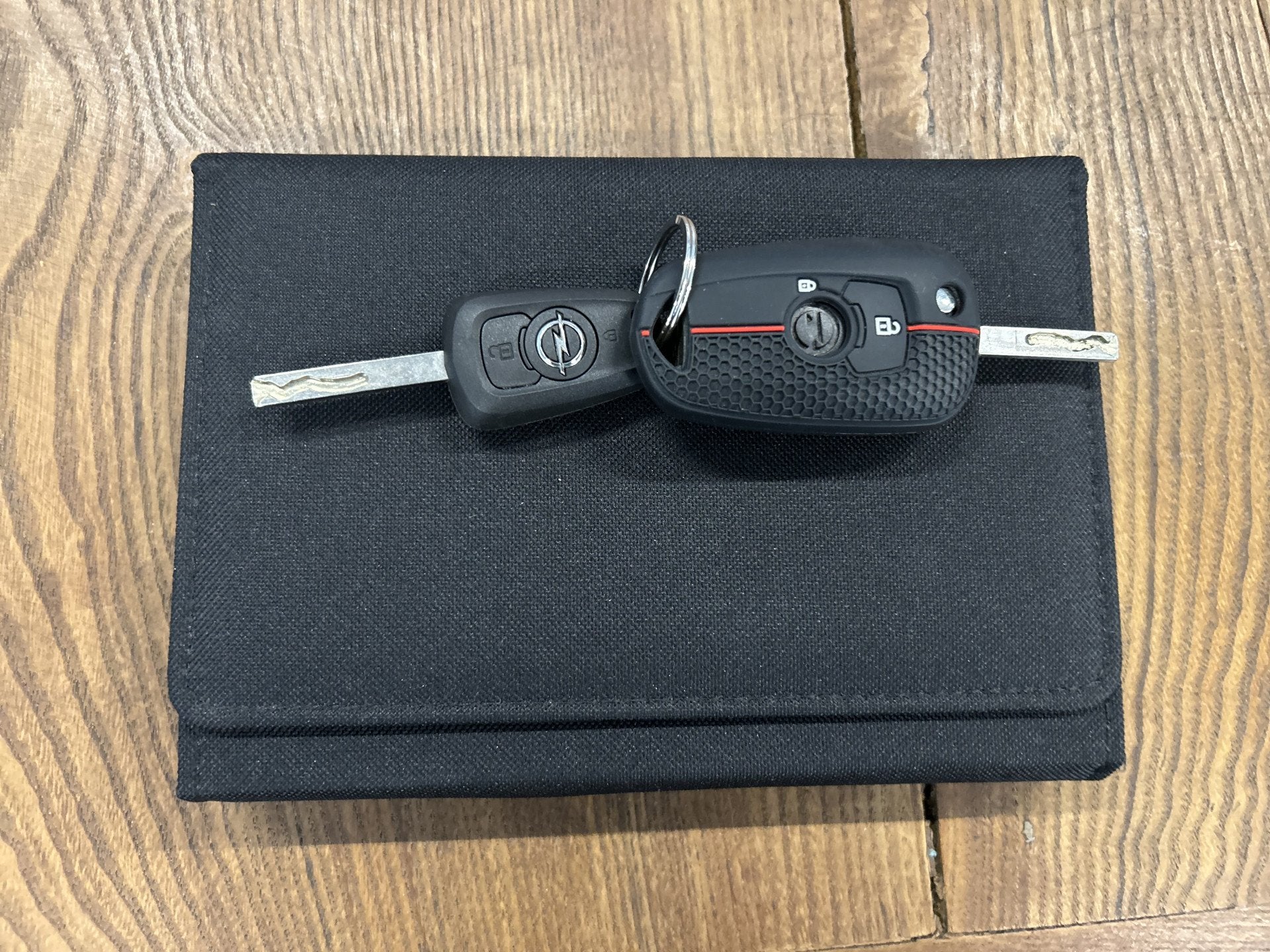 Opel Astra 1.6 CDTI Edition | Cruise control | Climate contr, Voorwielaandrijving, Gebruikt, 4 cilinders, Met garantie (alle)