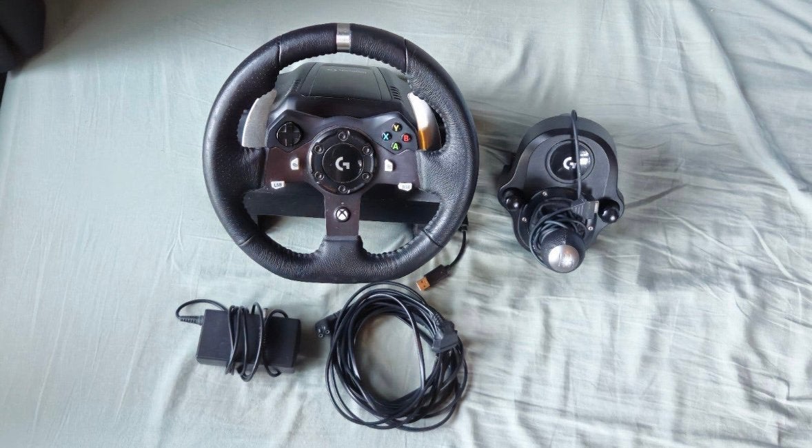 Logitech G920 + Shifter + Pedalen complete set!, Spelcomputers en Games, Spelcomputers | Xbox | Accessoires, Ophalen of Verzenden