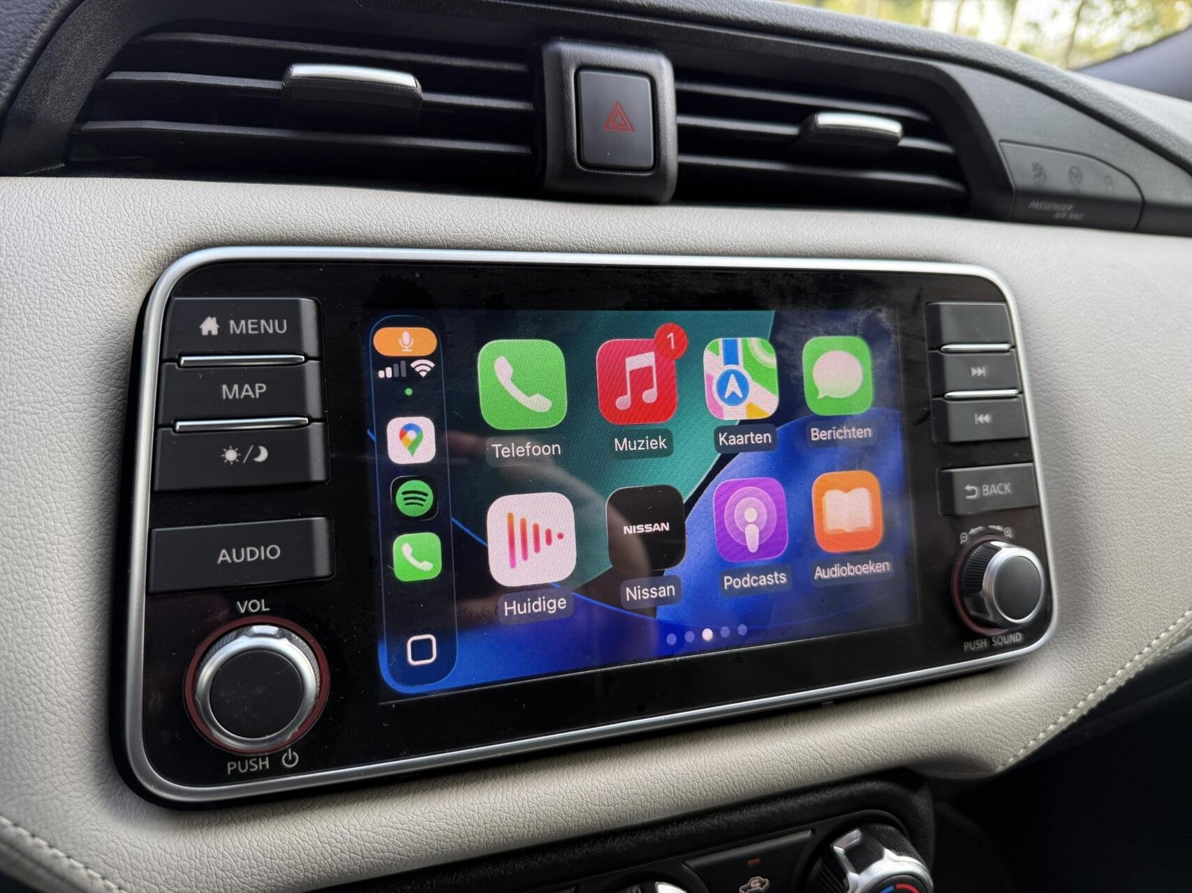 Nissan Micra 1.0 IG-T N-Design CARPLAY/NAVI *ALL-IN PRIJS*, Auto's, Voorwielaandrijving, 12 maanden, Stof, Wit