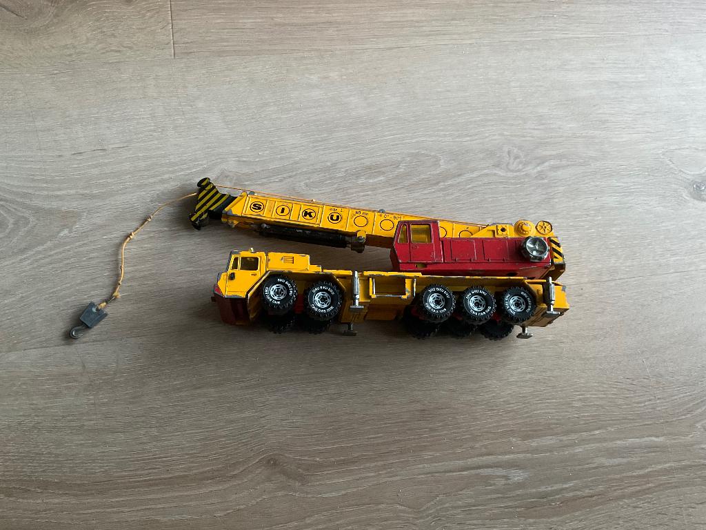 Vintage Siku hijskraan, Hobby en Vrije tijd, Ophalen of Verzenden, Gebruikt, Bus of Vrachtwagen, SIKU
