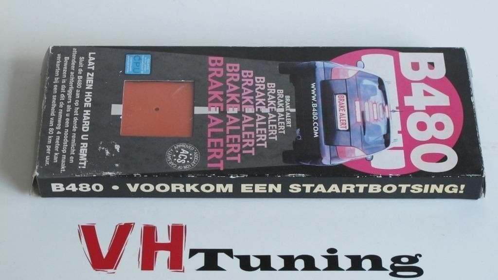 B480 Brake alert, uw 3e remlicht geeft weer hoe hard u rijd, Ophalen of Verzenden
