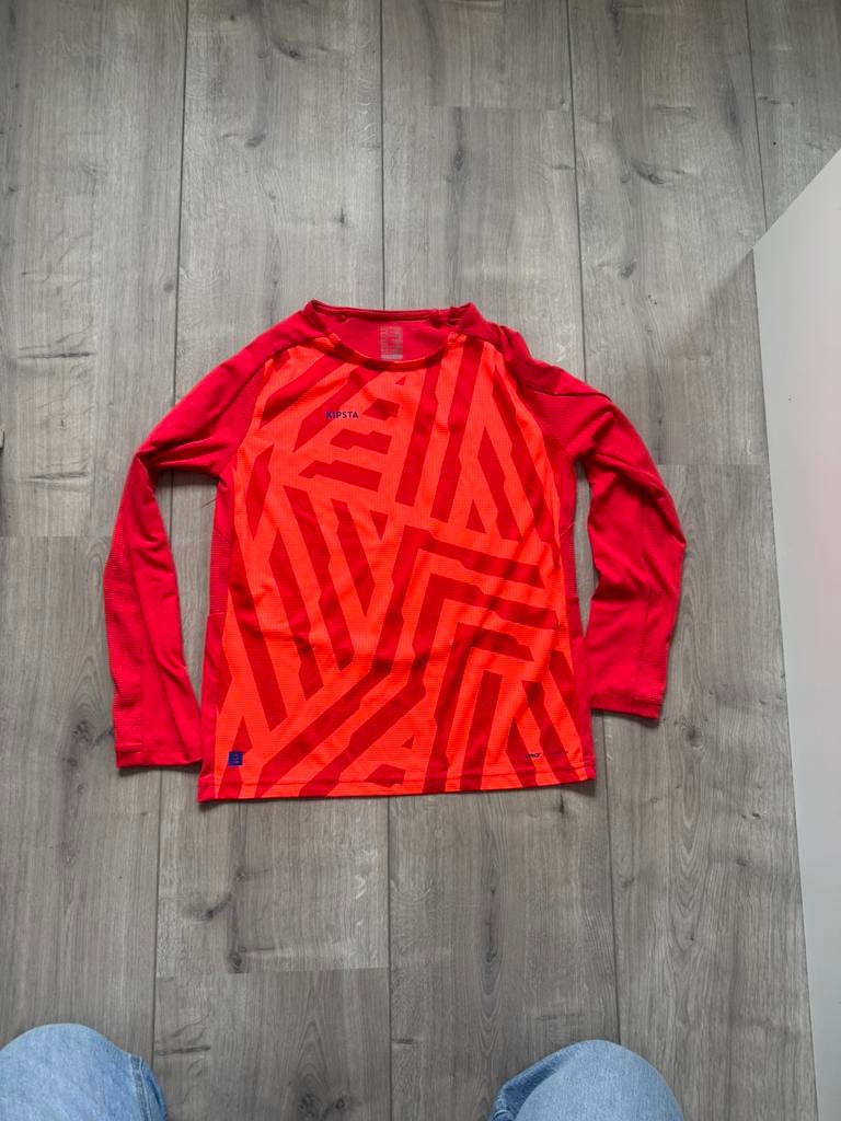 Decathlon Kipsta voetbalshirt lange mouw rood maat 151-160cm, Ophalen of Verzenden, Gebruikt, Jongen, Sport- of Zwemkleding