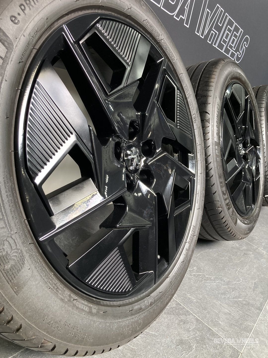 19” originele Peugeot 408 II GT / 3008 5008 velgen + banden, Auto-onderdelen, Banden en Velgen, 19 inch, Gebruikt, -, -