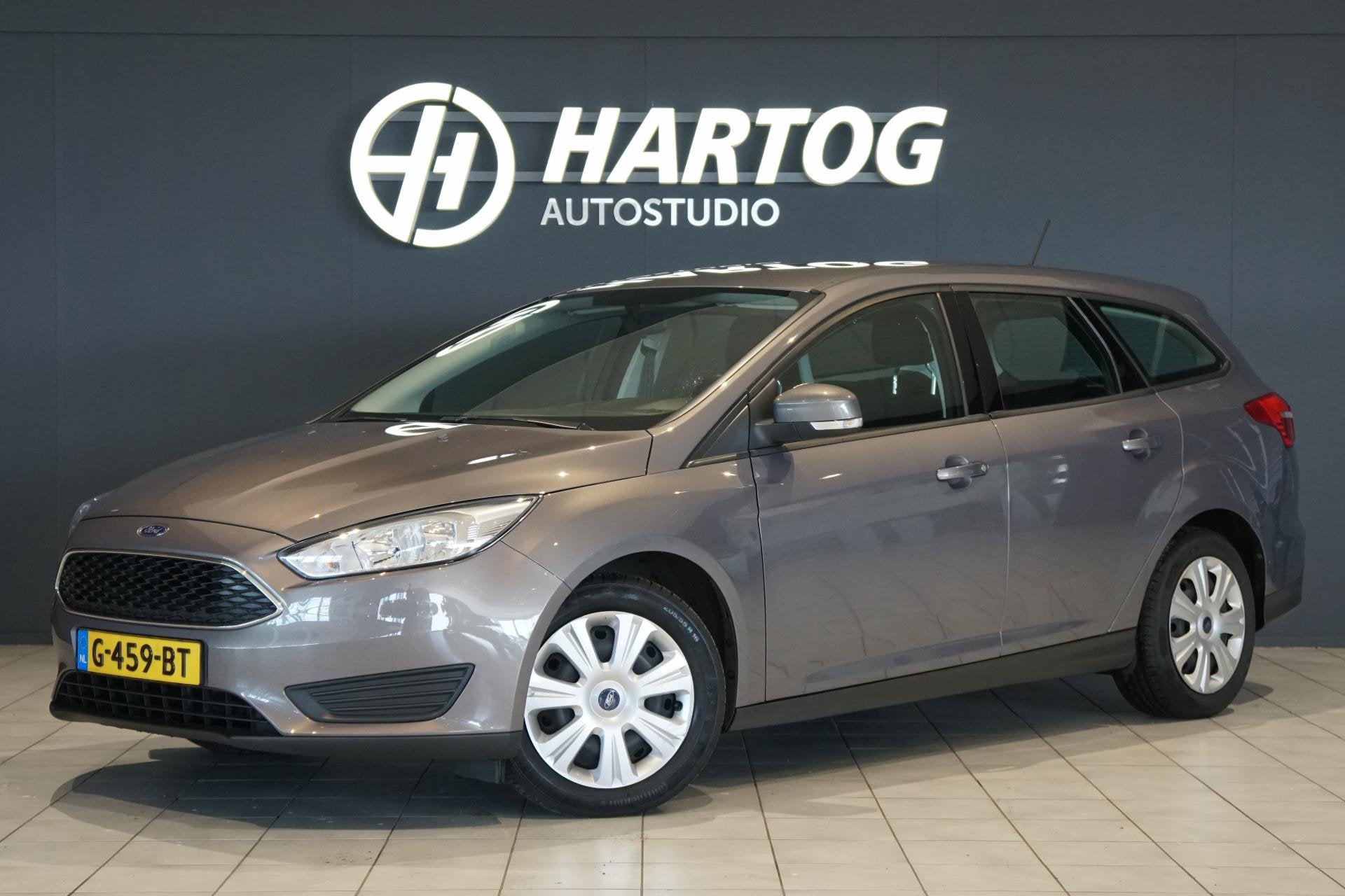 Ford Focus Wagon 1.0 + STOEL/STUURVERWARMING, Auto's, Ford, Gebruikt, Bruin, Handgeschakeld, 999 cc
