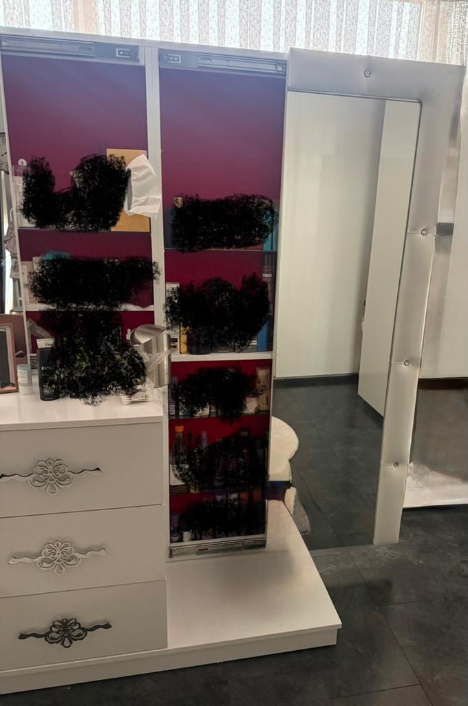 Make up kast met schuifdeuren, Verzenden, Zo goed als nieuw