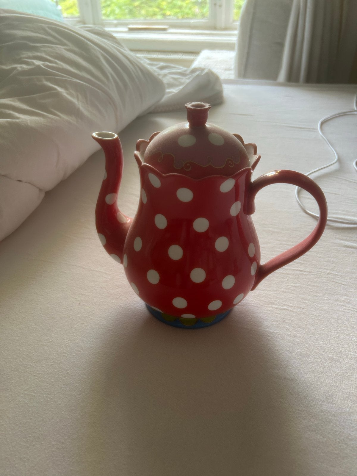 Leuke rode theepot met witte stippen van oulily, Ophalen, Gebruikt, Overige merken, Keramiek
