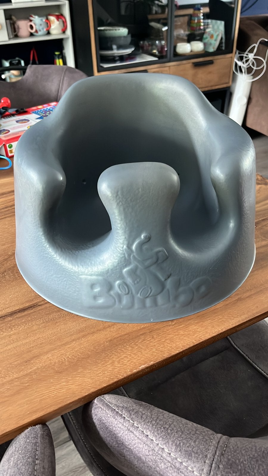 Grijs Bumbo Floor Seat, Kinderen en Baby's, Kinderstoelen, Ophalen of Verzenden, Gebruikt, Overige typen, Gordel(s)