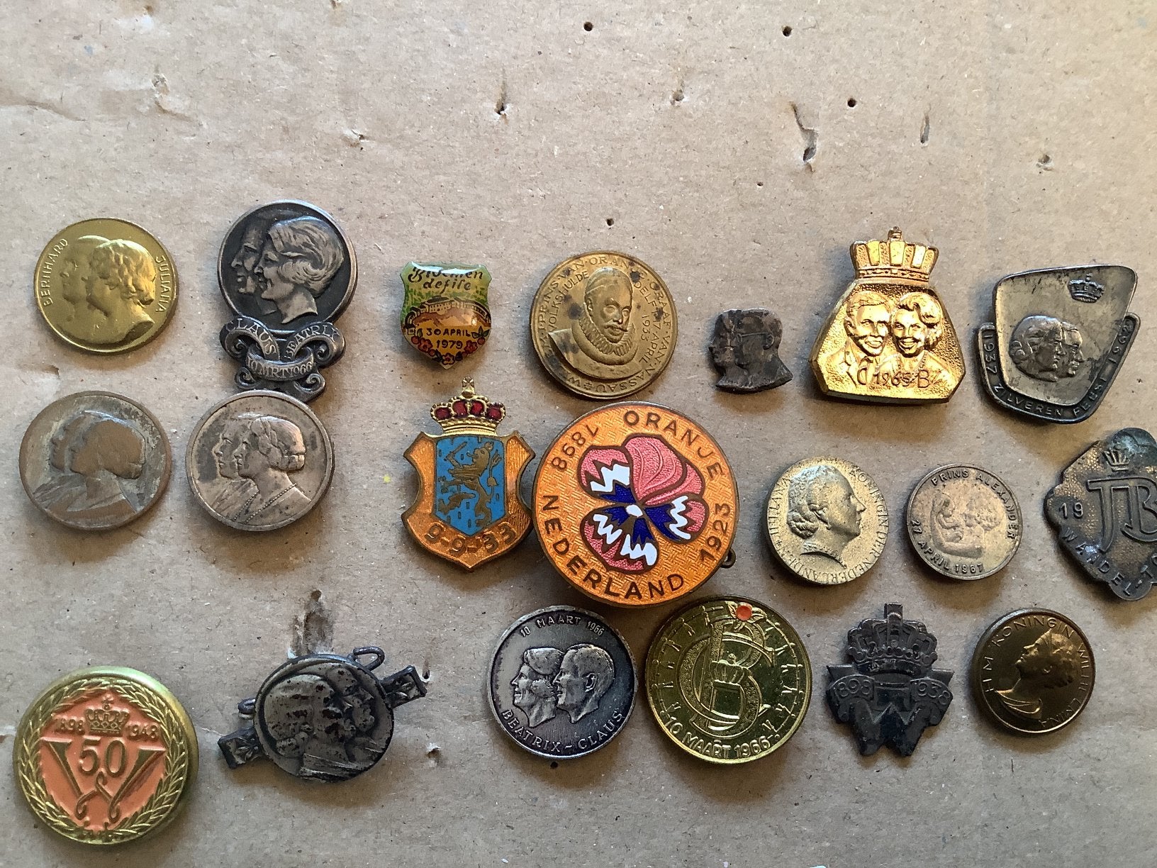 20 speldjes koningshuis, Verzamelen, Ophalen of Verzenden, Gebruikt