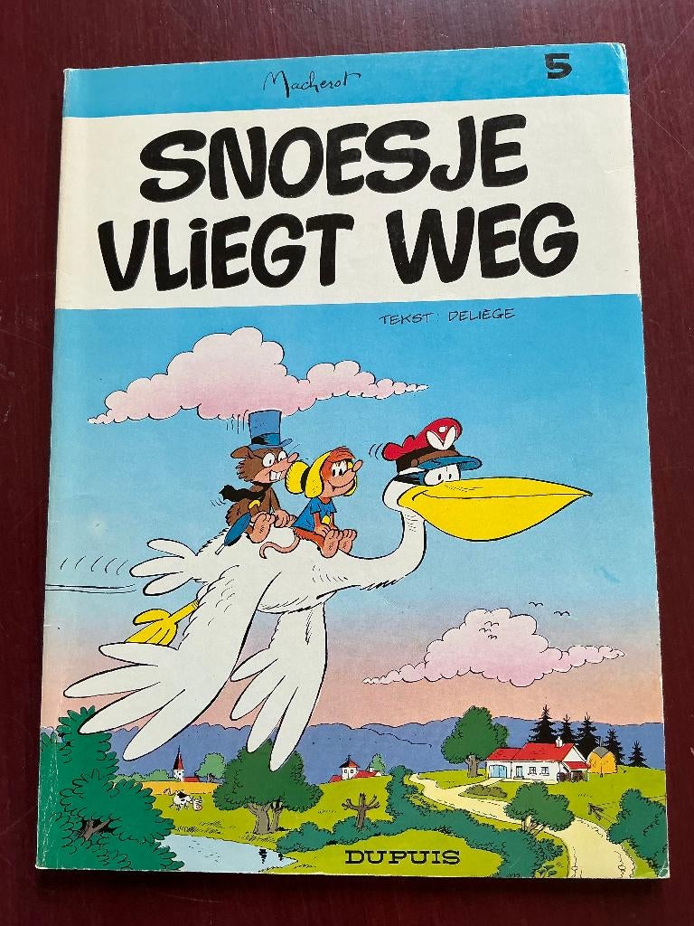 Snoesje 5, Eén stripboek, Ophalen of Verzenden, Gelezen