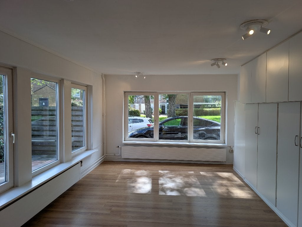 Studio / Apartement te huur 37m2 - incl. G/L/W TV & WiFi., 35 tot 50 m², Overige regio's