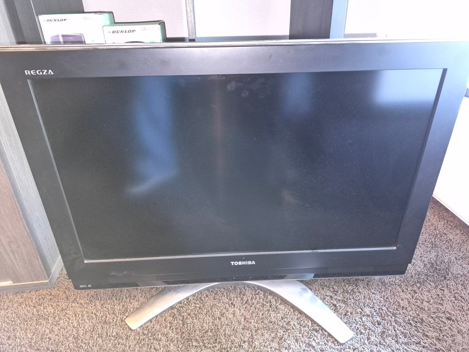 Toshiba Regza LCD TV 32 inch met afstandsbediening, Ophalen, 50 Hz, 80 tot 100 cm, Gebruikt