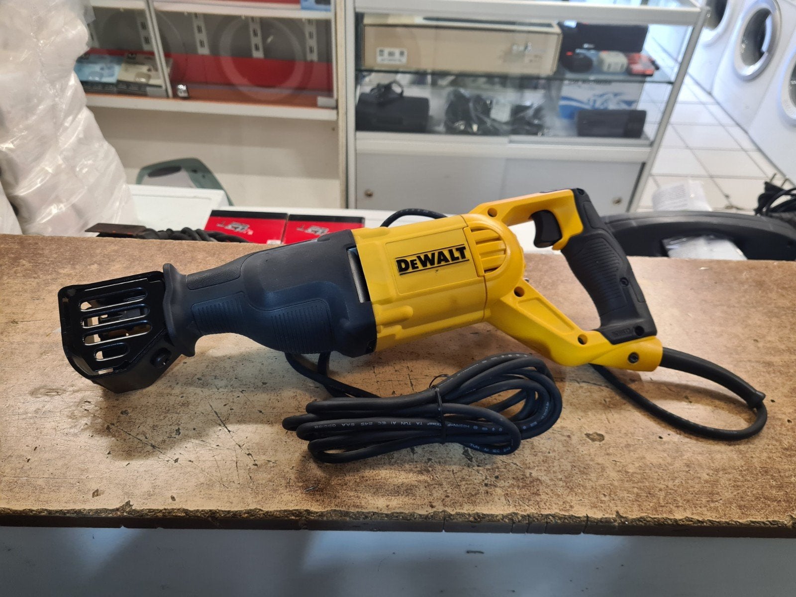 DeWalt DWE305PK-QS Reciprozaag - Nieuw, 70 mm of meer, Nieuw, 600 tot 1200 watt, Ophalen of Verzenden