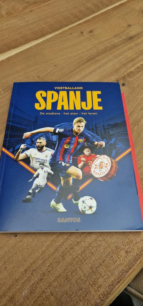Santos magazine nummer 2 & 24, Ophalen of Verzenden, Zo goed als nieuw, Buitenlandse clubs, Boek of Tijdschrift