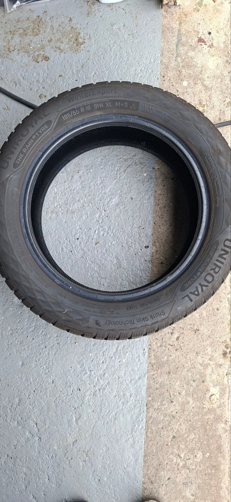 4 Uniroyal Winterexpert winterbanden 195/55 R16, Ophalen, Gebruikt