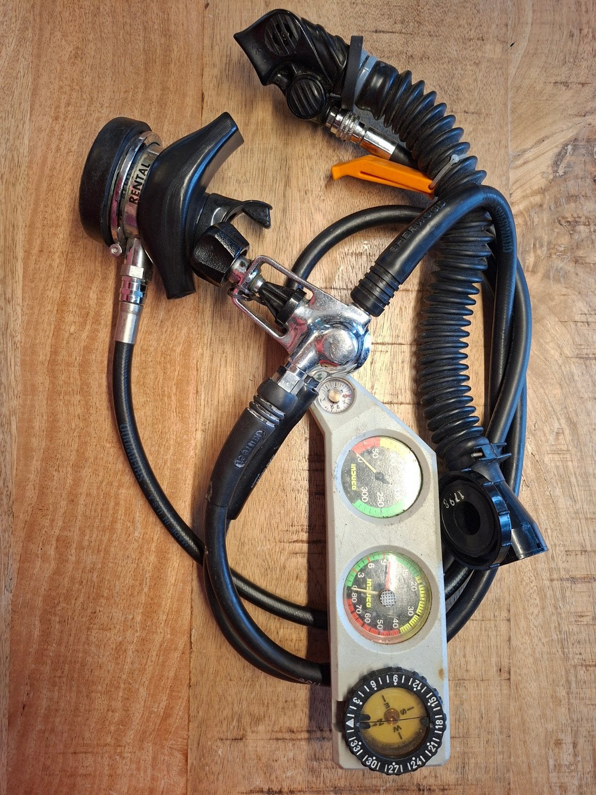 Duikregelaar/  automaat met manometer en kompas, Ophalen of Verzenden, Gebruikt, Overige typen