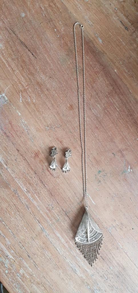 Zilveren ketting met hanger en bijpassende oorbellen, Ophalen of Verzenden, Zilver, Zilver, Met hanger