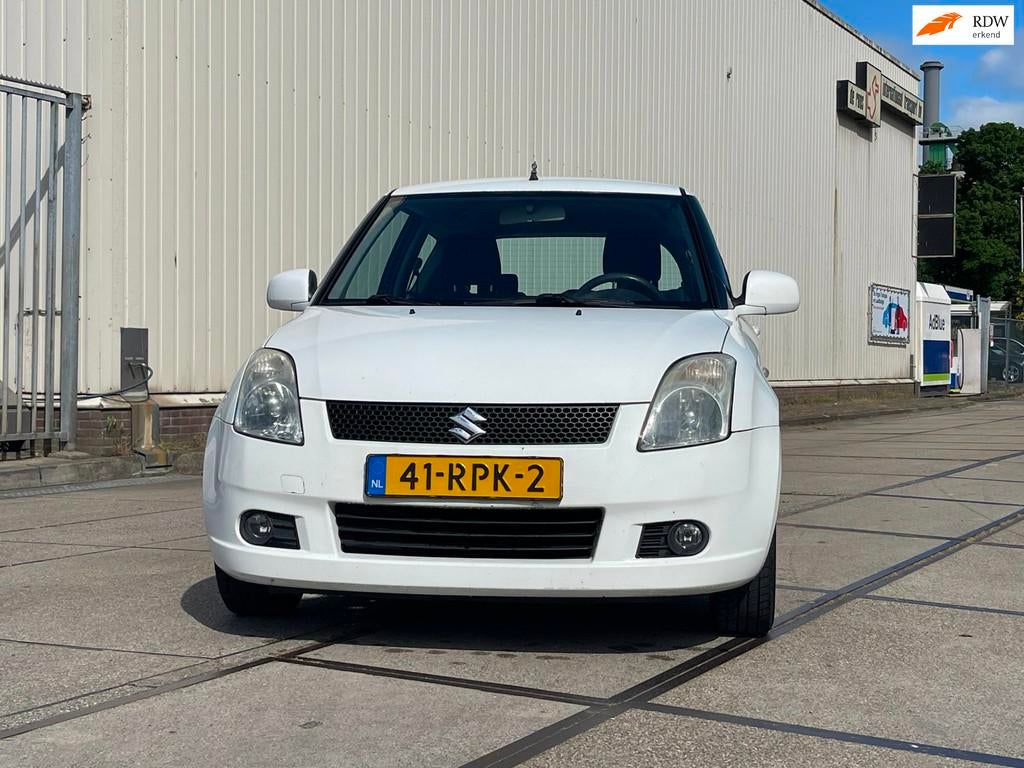 Suzuki Swift 1.3 GLS Keyless/Airco/Stoelverw Apk, Auto's, Suzuki, Voorwielaandrijving, Stoelverwarming, Bedrijf, 870 kg