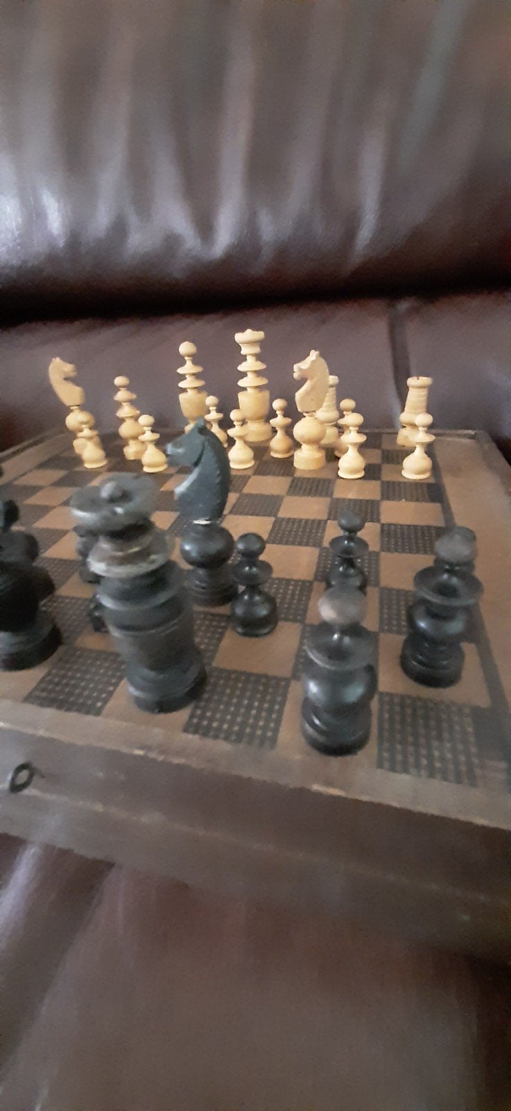 Vintage Schaak- en Backgammonspel in Houten Kist jaar 1930, Een of twee spelers, Ophalen of Verzenden, Gebruikt, Reisspel