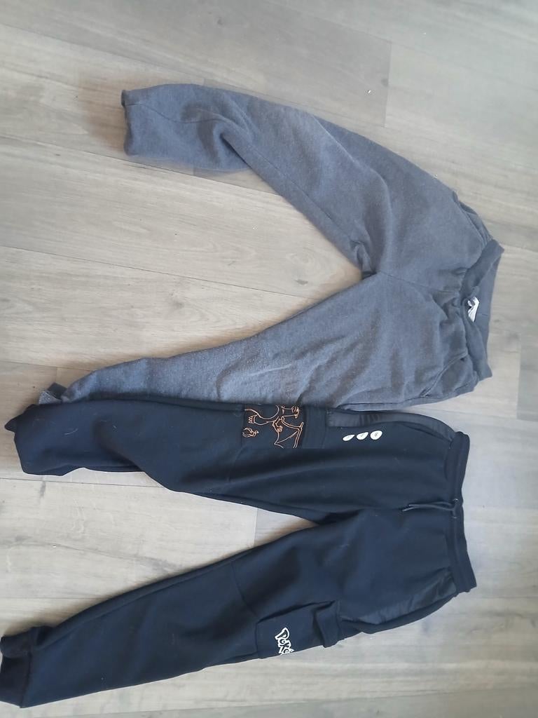 2 Joggingbroeken: Grijs & Zwart (Maat 170/176), Maat 48/50 (M), Ophalen of Verzenden, Pokémon, Grijs