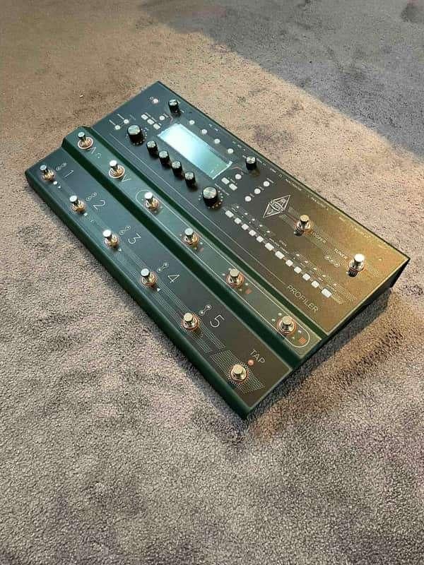 Kemper Profiler Stage + Mission Engineering + SKB flightcase, Ophalen of Verzenden, Gebruikt, Volume