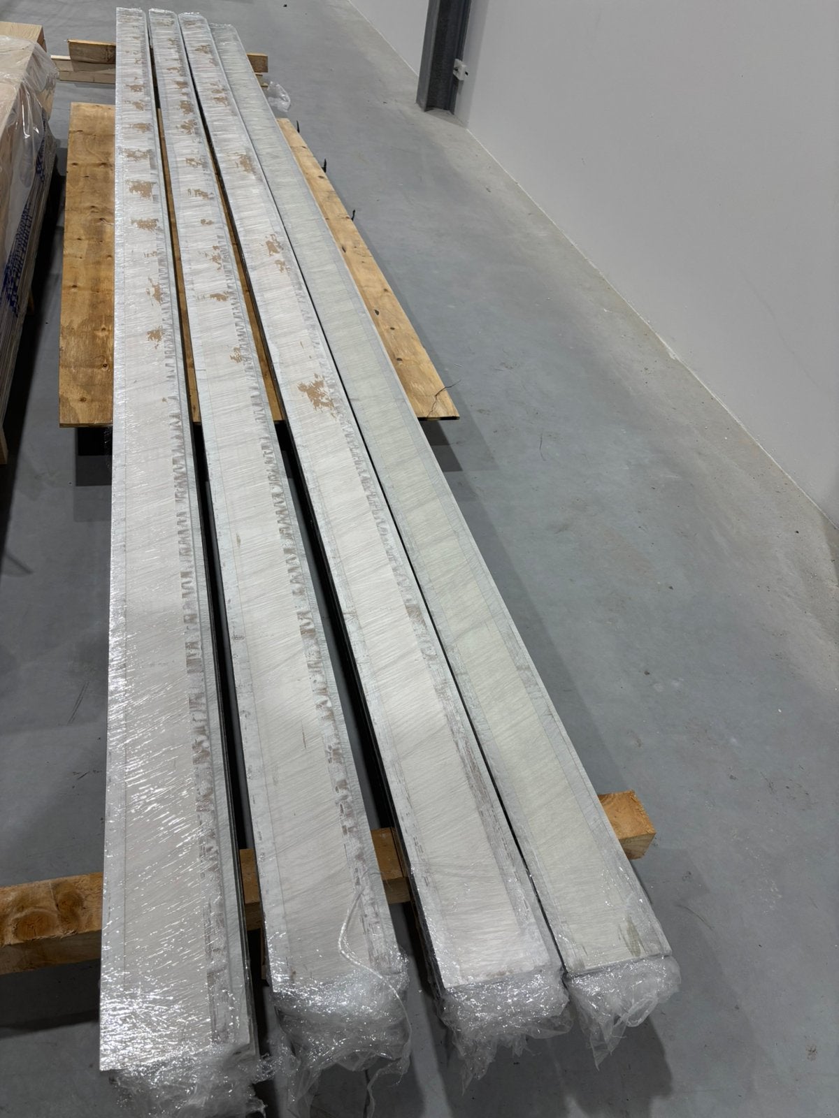 Zwarte Plint Nieuw, Ophalen, Nieuw, Mdf, 250 cm of meer