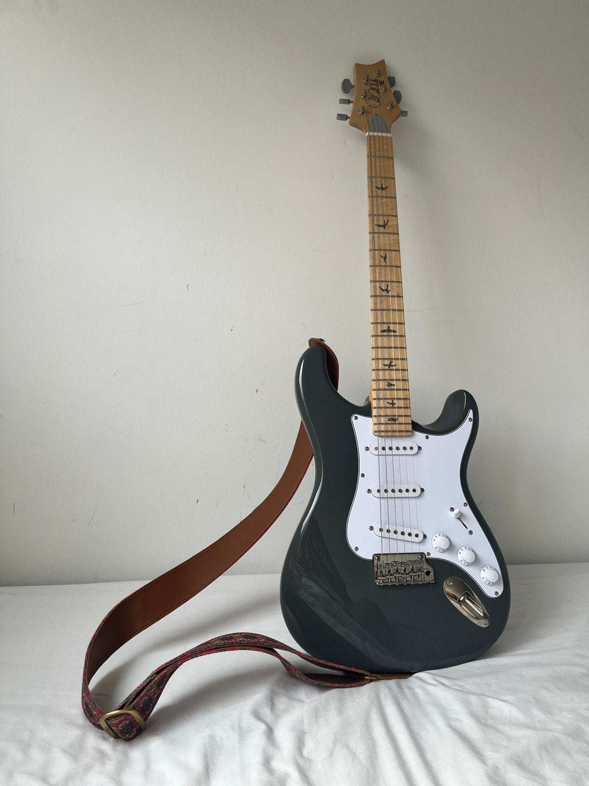 PRS Silver Sky SE John Mayer Zoals Nieuw, Muziek en Instrumenten, Snaarinstrumenten | Gitaren | Elektrisch, Ophalen of Verzenden