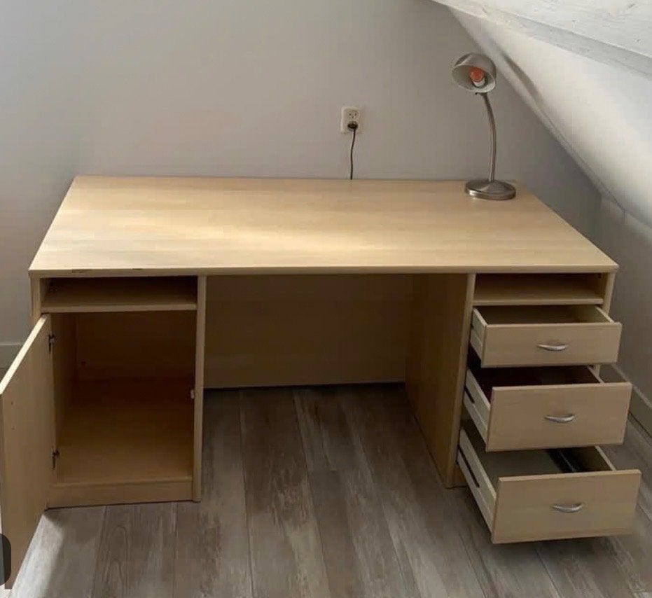 Mooi groot bureau, Ophalen, Zo goed als nieuw, Beige, Computerbureau
