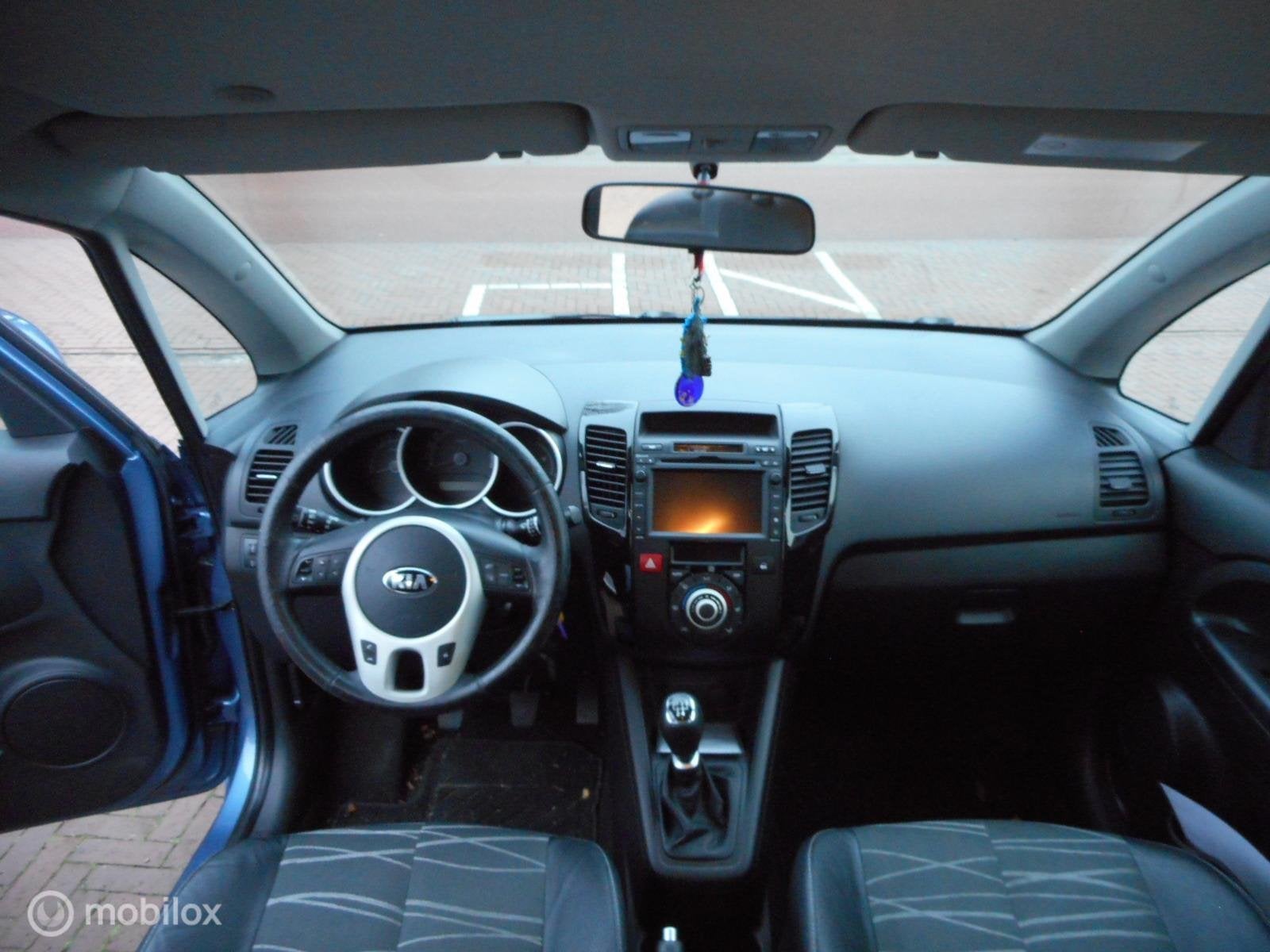 Kia Venga 1.4 CVVT Super Pack TREKHAAK+CAMERA+NAVIGATIE, Auto's, Voorwielaandrijving, Euro 5, Gebruikt, 4 cilinders