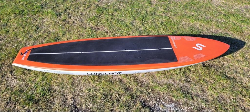 Slingshot Lasercraft 7'4, 115 liter downwind foilboard, Watersport en Boten, Ophalen, Zo goed als nieuw, Wingsurf-board