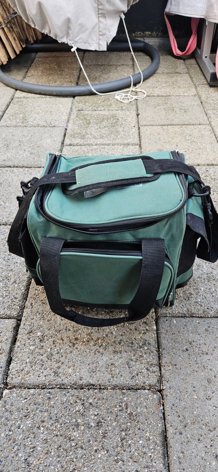 Groene vis tas / koeltas met schouderband, Ophalen, Gebruikt, Koffer of Tas
