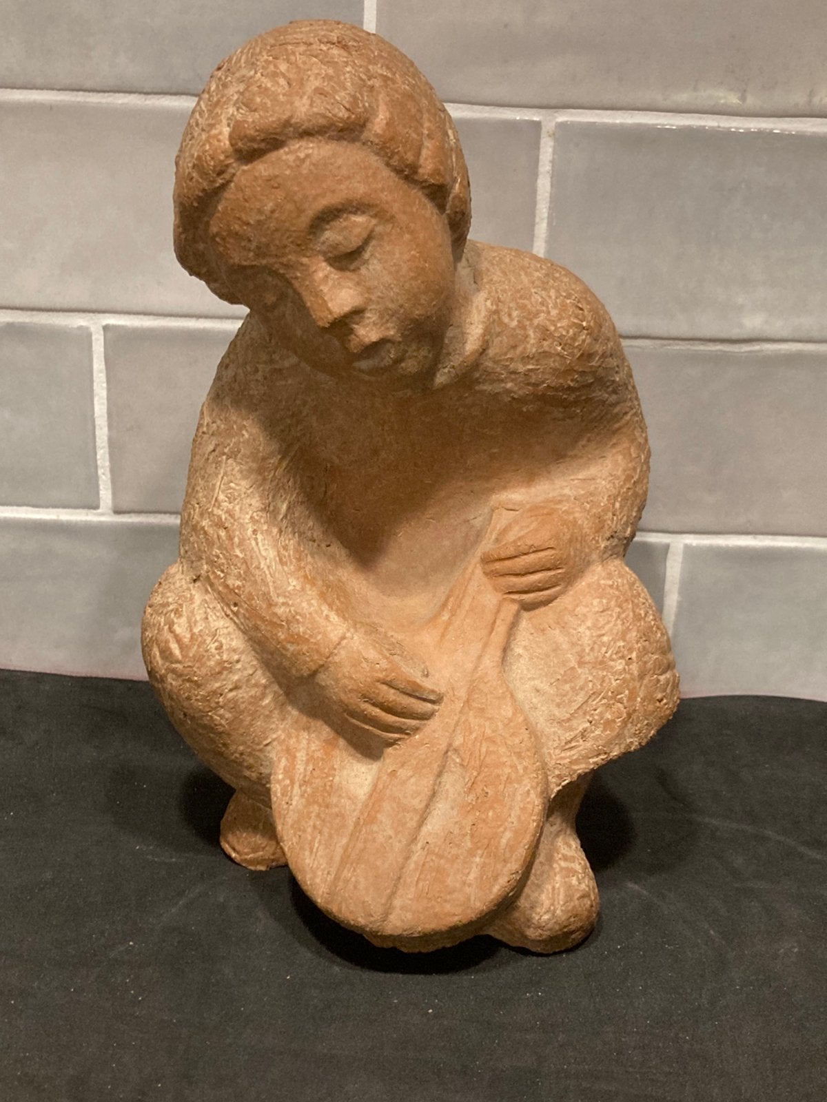 Beeldje luitspeler van Fischendick (061024c), Ophalen of Verzenden, Gebruikt, Mens