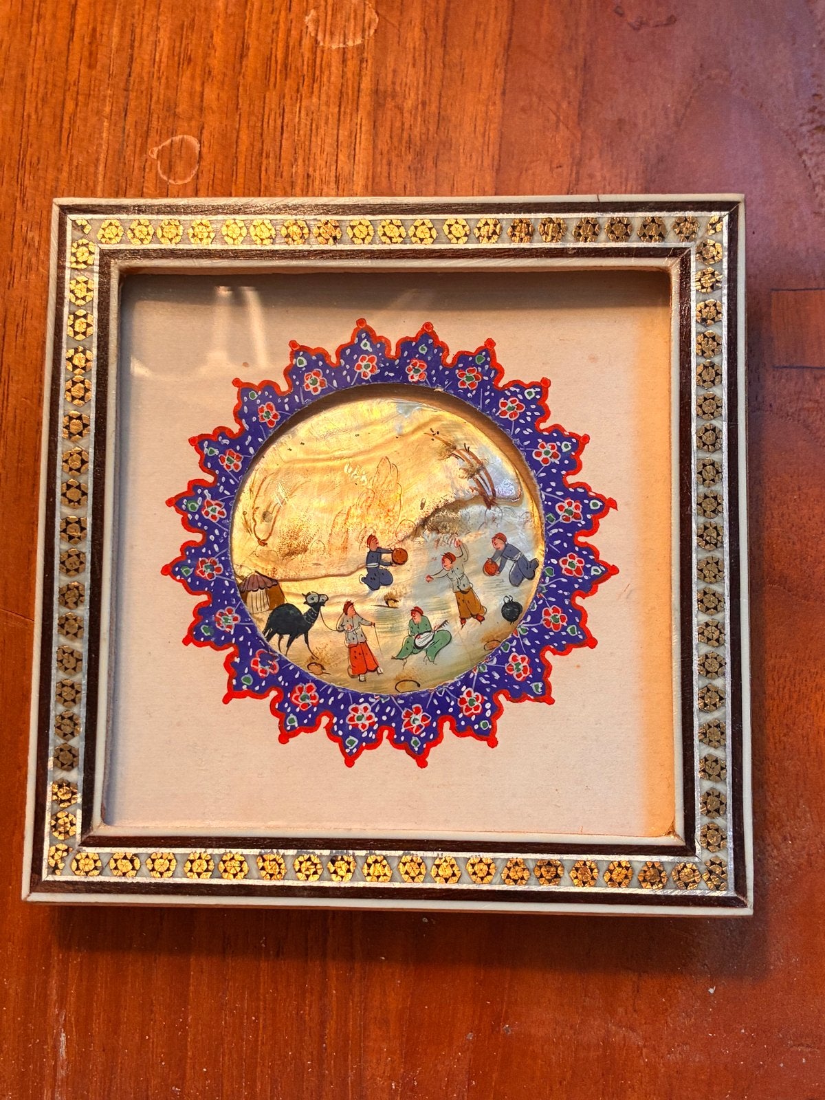 Miniatuur schilderij met parelmoer en lijst, Antiek en Kunst, Schilderij, Natuurlijk materiaal, Handgemaakt, Ophalen of Verzenden