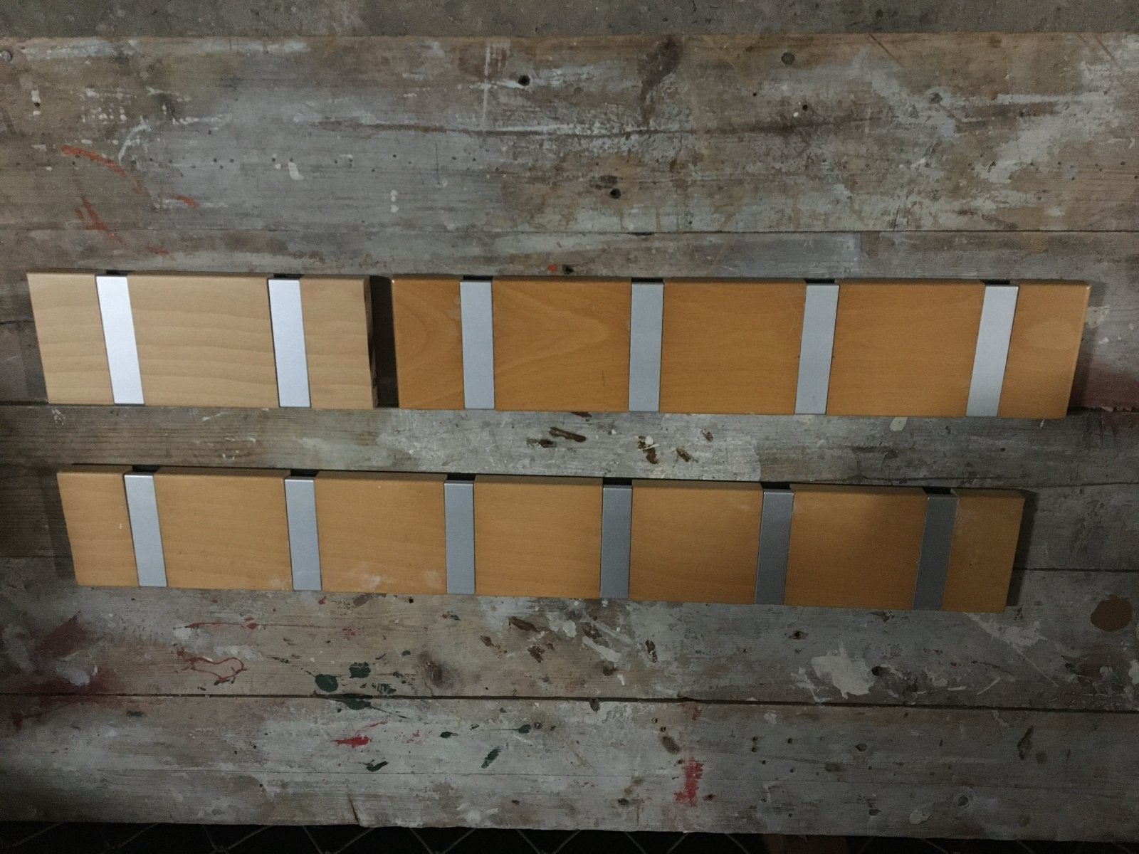 Knack design kapstok, hout en metaal, 2 maten, Ophalen of Verzenden, Gebruikt, Hout, Wandkapstok