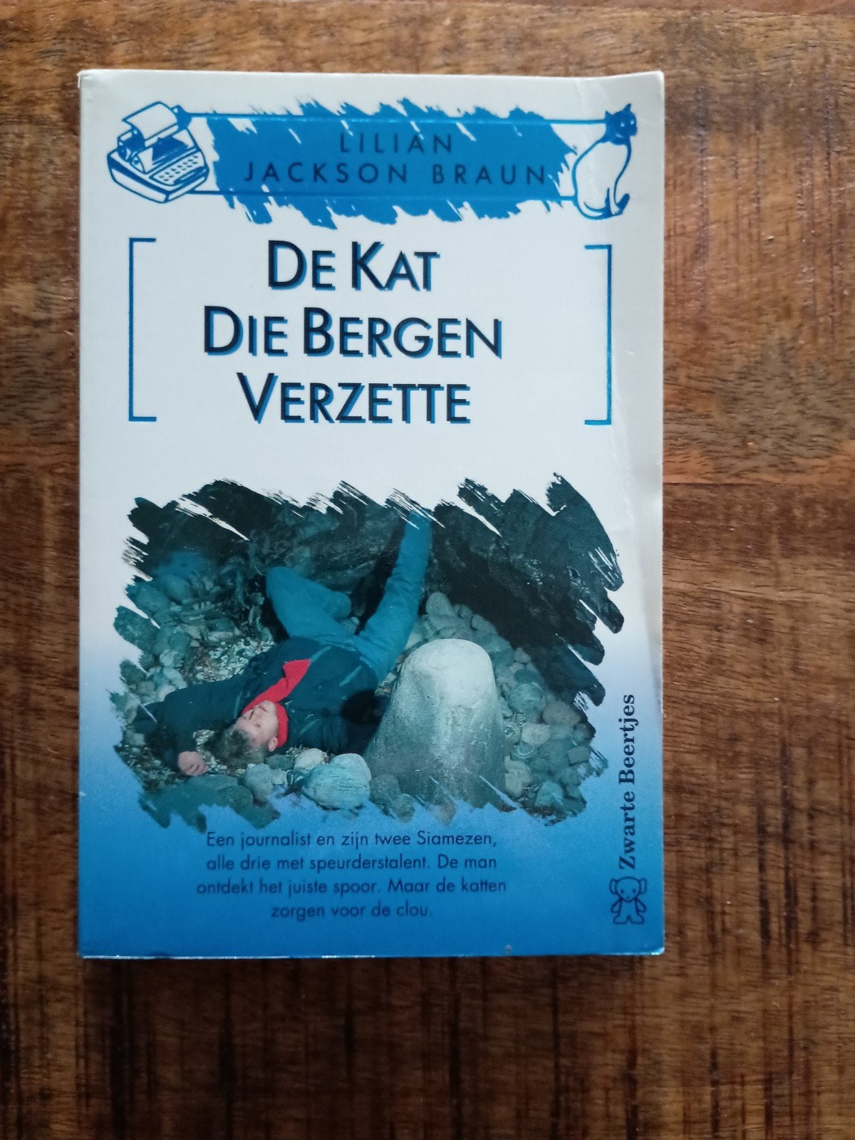 De Kat Die Bergen Verzette - Lilian Jackson Braun, Boeken, Detectives, Ophalen of Verzenden, Gelezen, Lilian Jackson Braun