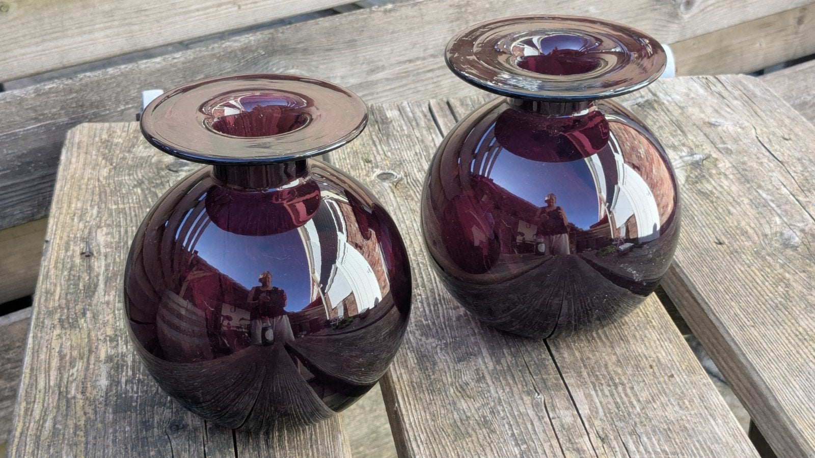 2 Vazen van mooi donker lila glas , in stijl van Nanny Still, Ophalen, Overige kleuren, Minder dan 50 cm, Glas