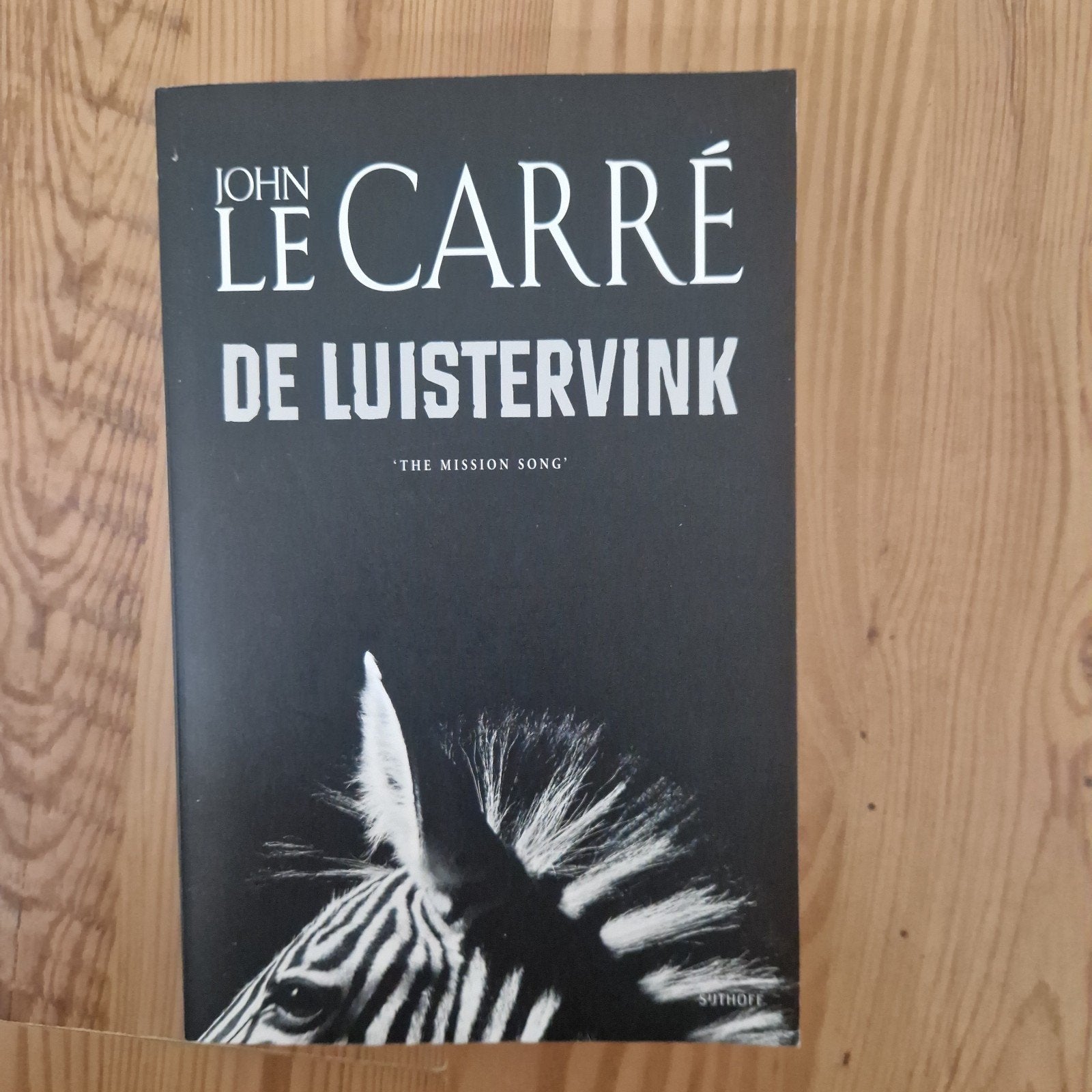 J. Le Carre - De Luistervink, Ophalen of Verzenden, Zo goed als nieuw, J. Le Carre