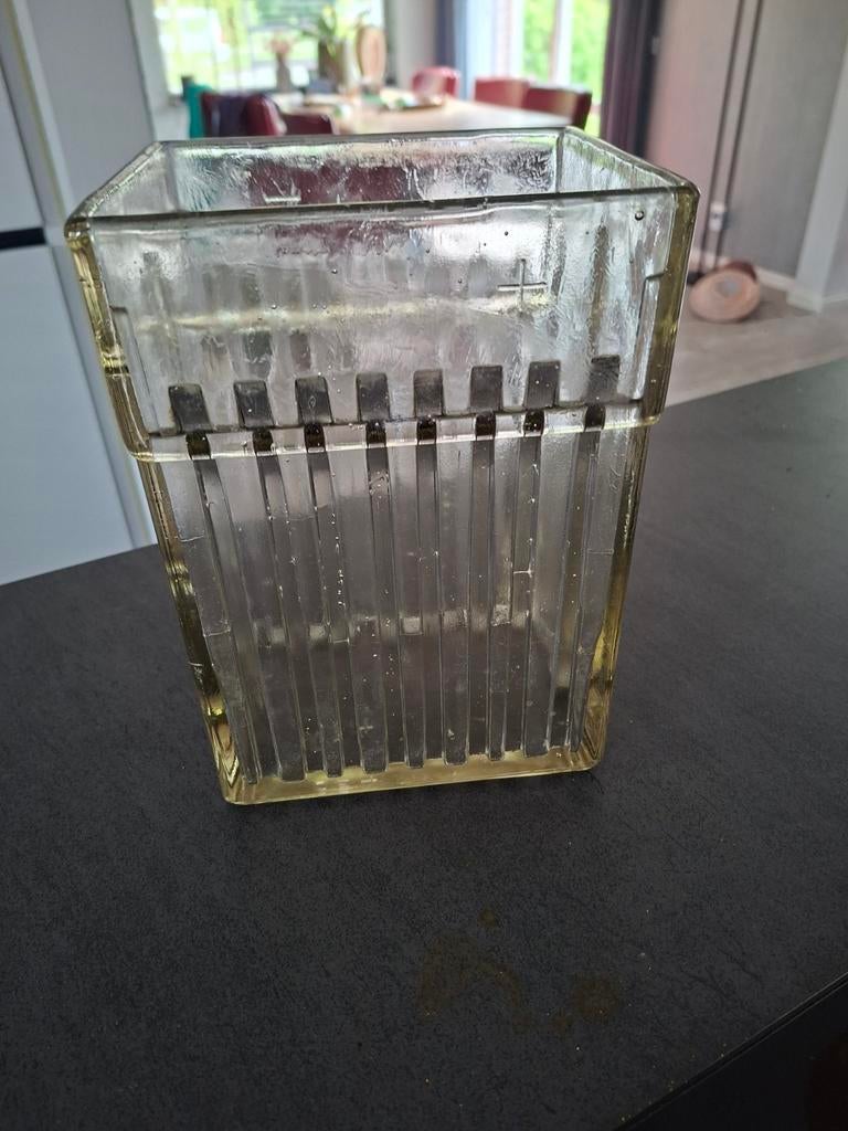 Antieke glazen accubak., Ophalen of Verzenden
